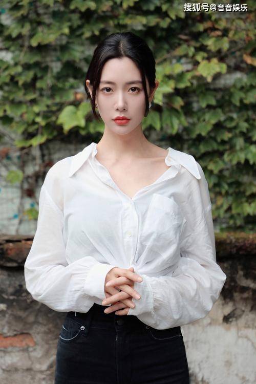 韩美女主播热午 福利